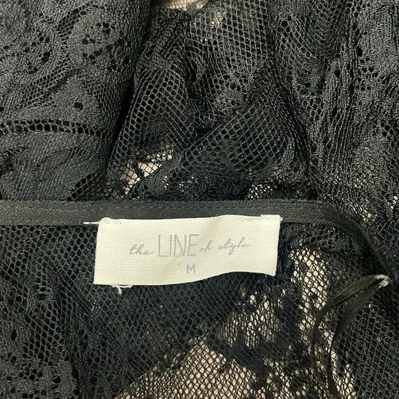 The Line Of Style Floral Lace Kimono Medium - Picture 5 of 7